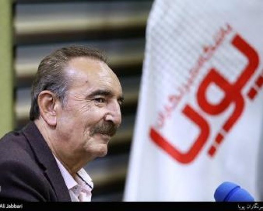 روایت اهالی فرهنگ و هنر از دیدار غیررسمی با امام خامنه ای/4| بیوک میرزایی: حضرت آقا همهچیز را میدانستند