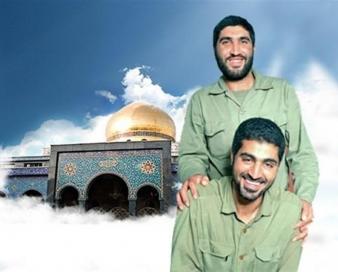تصاویری از اشک‌های شهید سلیمانی بر مزار شهید کاظمی