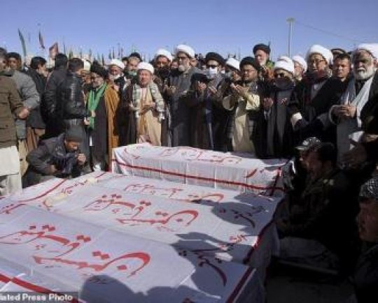 داعش با کشتار شیعیان پاکستان راه به جایی نمی‌برد