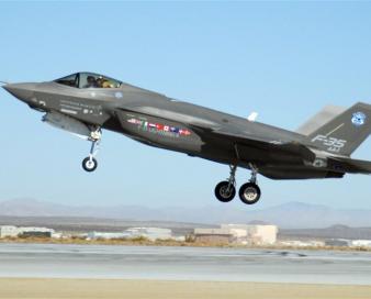 تلاش سناتورهای آمریکا برای محدودکردن فروش جنگنده‌های اف 35 به امارات