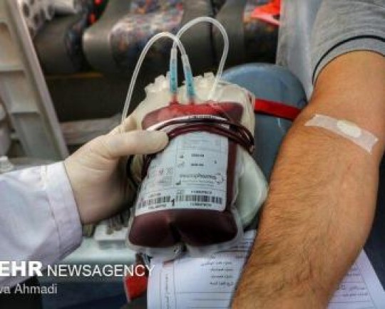 مشارکت ۱۵۶ نفر از لارستانی ها در نذر خون