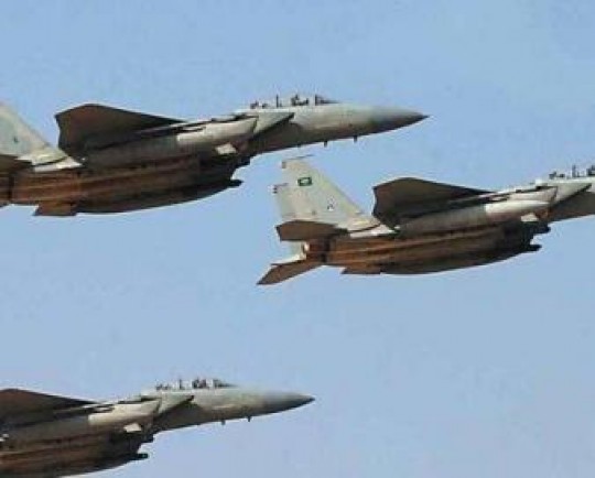 سه حمله هوایی عربستان به فرودگاه بین‌المللی صنعا
