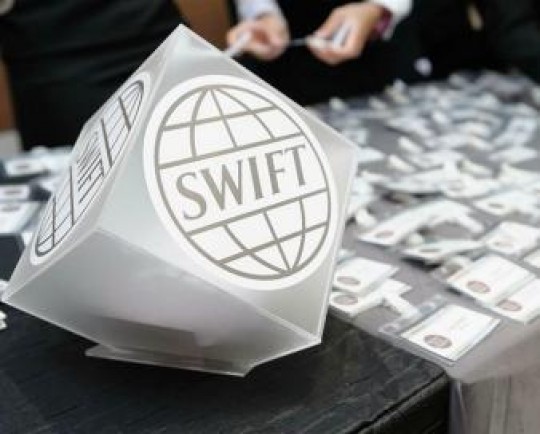 اتصال سوئیفت با بانکهای روسیه 12 مارس قطع میشود