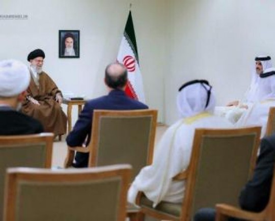 امیر قطر و هیئت همراه با رهبر معظم انقلاب اسلامی دیدار کردند