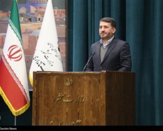 استاندار یزد: تا دوشنبه هیچ صف و کمبودی در استان یزد نخواهیم داشت