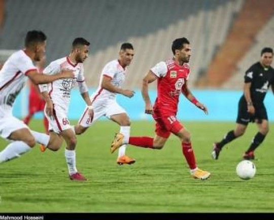 بسته شدن پرونده سقوط و تسریع در جشن قهرمانی استقلال با کمک پرسپولیس؟