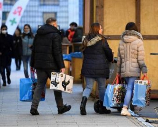 تشدید گرانیها در آلمان؛ نصف مردم هزینههایشان را کاهش دادند