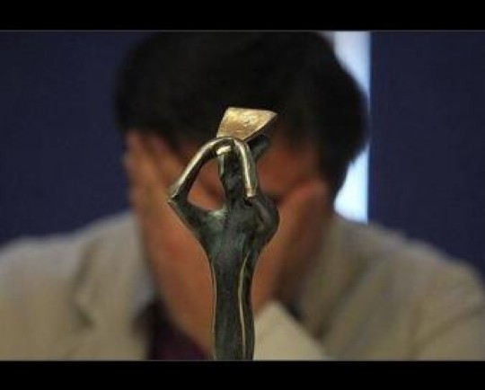 چهار دهه برخورد سلیقهای با «تئاتر فجر»/ جشنواره بلاتکلیف است