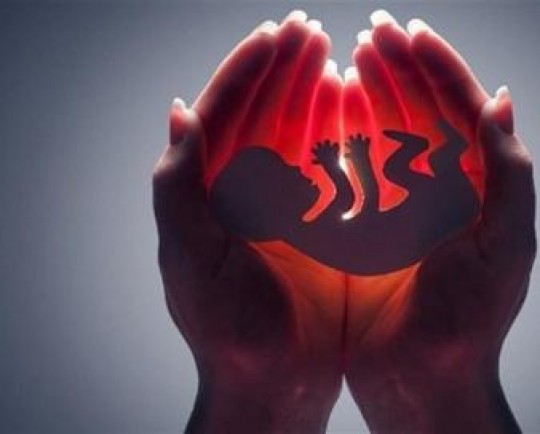 مقابله اینستاگرام و فیس‌بوک با تبلیغات مربوط به سقط جنین! 