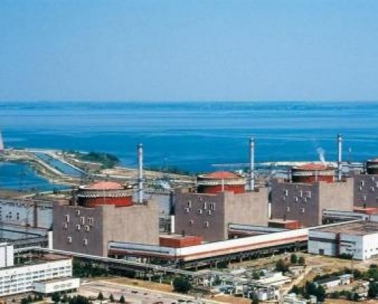 آلمان از پایان فعالیت نیروگاه های هسته ای خود جلوگیری می کند