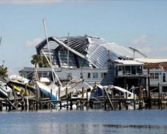 بایدن برای ارزیابی تلفات طوفان ایان به فلوریدا می رود/ افزایش شمار کشتهها