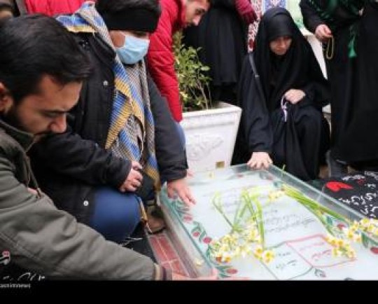 گفت‌و‌گوی با زائران شهید سلیمانی‌  چرا حاج قاسم برای مردم ایران  عزیز  است؟