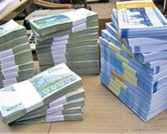 2هزار هزار میلیارد تومان تسهیلات کلان بانکی داده شده/ نیمی از تسهیلات بانکی شفاف نیست