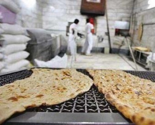 میزان تخصیص سهمیه آرد به نانوایی های کرمان کنترل می شود