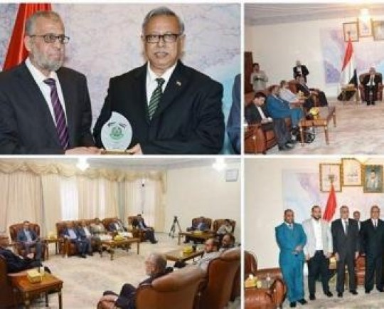 دیدار نماینده حماس با نخست وزیر یمن/ مقام یمنی: عادی سازی با رژیم اسرائیل مردود است