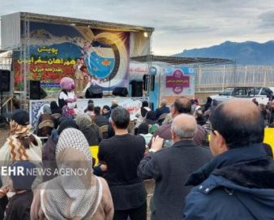 اجرای برنامه‌های شاد فرهنگی و هنری برای مسافران نوروزی در اردبیل