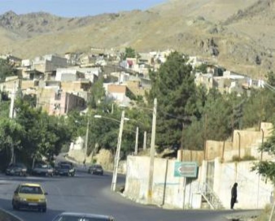 پلاکهای تملک شده در بافت فرسوده سیروس دندان موشی هستند/ خانهها در حال ریزش است