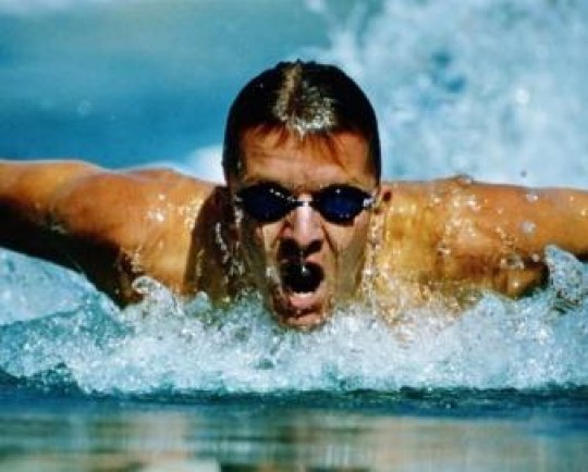 قهرمان شنای المپیک خواستار تداوم تحریم‌های ورزشی روسیه شد