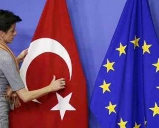 پارلمان اروپا: روند پیوستن ترکیه به اتحادیه  از نظر پزشکی مرده  است