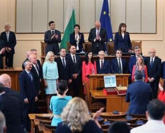 روی کار آمدن دولت جدید به نخست وزیری  نیکولای دنکوف  در بلغارستان