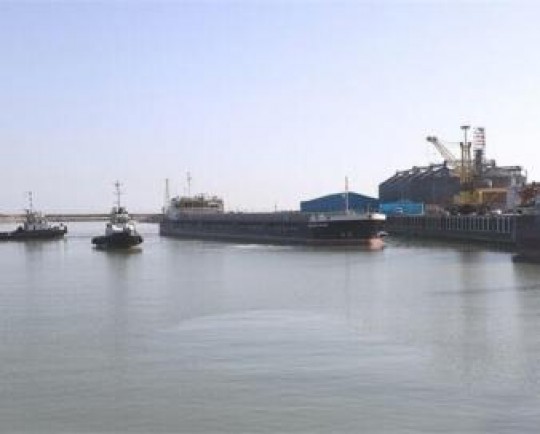 پهلوگیری اولین فروند از نسل جدید کشتی تجاری روسی در بندر نوشهر