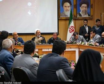 درویشیان: تعهد ارزی برای کشاورزان از سال آینده حذف می‌شود/ فسادهایی از کارت‌های بازرگانی داشتیم