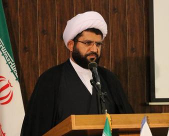 انتقاد امام جمعه پاکدشت به سود زیاد تسهیلات بانک ها