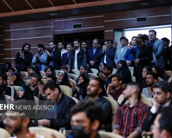 دانشجویان انتظار دارند بدانند چرا با ابربدهکاران بانکی برخورد نمی شود