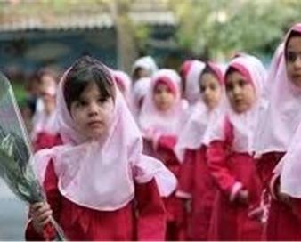 نرخ لباس فرم مدارس در آران و بیدگل تعیین شد