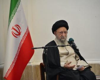 همدلی و اخلاق‌مداری راه عبور از بحران‌های اقتصادی و فرهنگی است